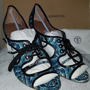 Tabitha Simmons Bertie Cutout Fish Print NWOB